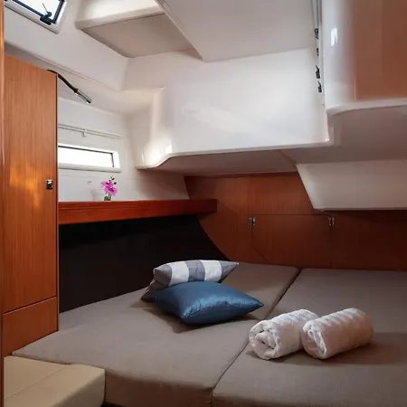 Bavaria Cruiser 51- Lui Botel *